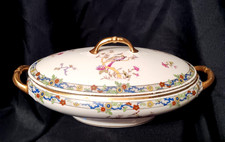 Petite soupière légumier