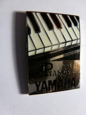 RARE pin's piano clavier
