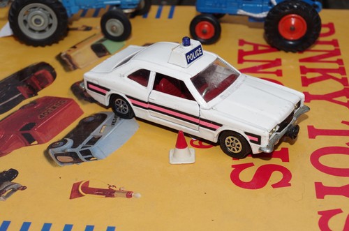 Ford cortina gxl - cortina, police