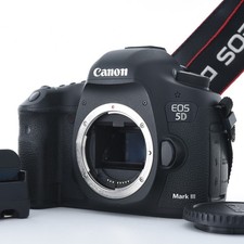 Appareil photo reflex numérique 35 mm Canon EOS 5D Mark III testé depuis le...