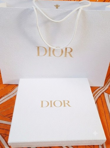Boite dior 27x27x4 - dior,