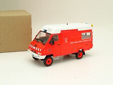 Ixo SB 1/43 - Renault Master B70 35 D 4X4 FOURGON VSAB POMPIERS 1987