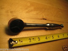 OUTILS À ENFONCER CLIQUET À