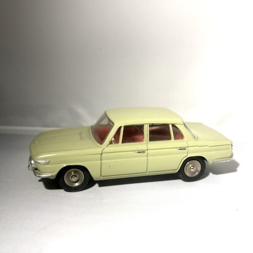 Bmw 1500 dinky toys - bmw,