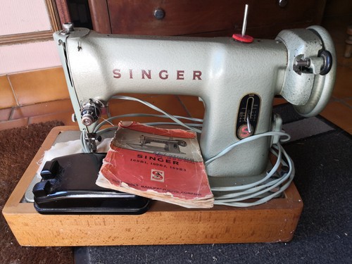 Vintage ancienne machine - vintage, à