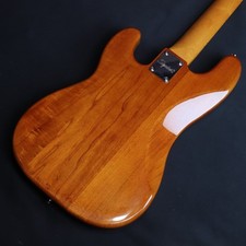 Pickguard noir Squier by