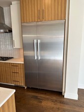 Luxury Miele Refrigerator Freezer Side by Side Stainless front in Gorgeous cond 