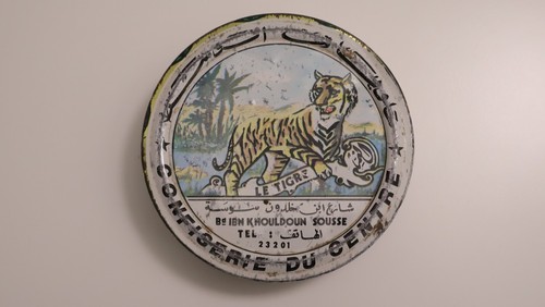 Ancienne boîte tôle le - en,