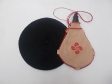 Gourde basque et beret basque
