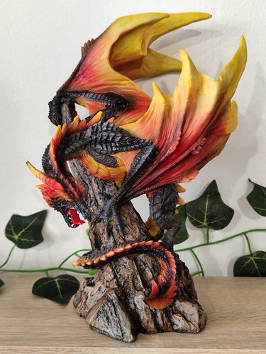 Dragon fantasy résine noir - dragon,