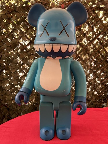 Bearbrick 1000 kaws chomper - 1000%,