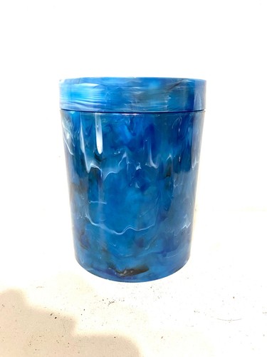 Ancien pot plastique marbré