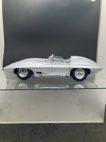 Chevrolet corvette stingray - chevrolet,