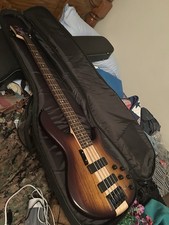 Cort Sunburst 4-String Electric Bass with Gig Bag. Mint Condition Used. 1 Owner