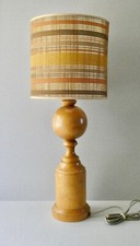 lampe en bois tourné, abat