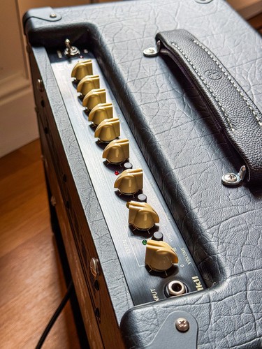 Ampli guitare lampes - à,