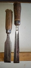 LOT DE 2 CISEAUX A BOIS