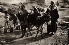 Old postcard AK MOROCCO water carrier (1318593)