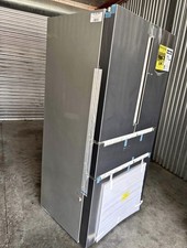 BOSCH 800 Series French Door Bottom Mount Refrigerator 36'' w/water & ice maker