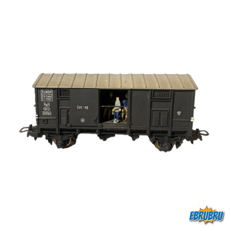 Wagon couvert porte ouverte - , et