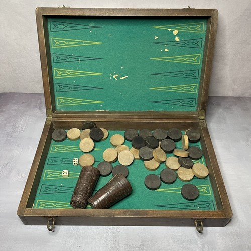 Boite jeu dames et - jeu,