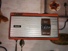 VINTAGE '68 PHILIPS GOAL SOLID STATE PORTABLE BATTERY OPERATED PORTABLE RADIO