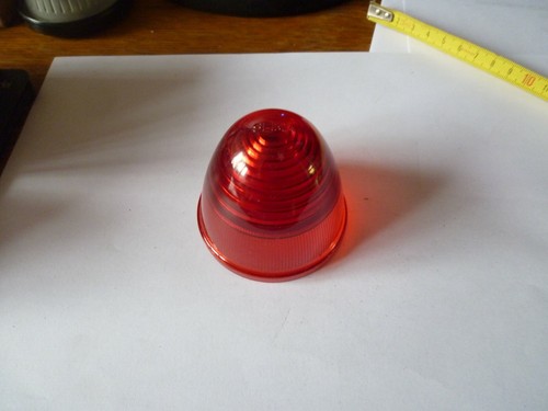 Feu rouge cabochon voiture - feu,