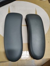 Neuf OEM Herman Miller Remastered Paire ( L+R) Aeron Noir Couleur Bras Plaquette