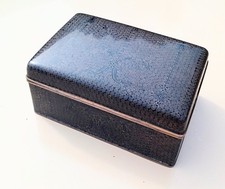 GORGEOUS BLACK CHINESE BRONZE PARTITION AND ENAMEL BOX