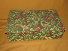 Boite ancienne en tissu boite
