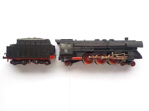 Locomotive vapeur avec tender - locomotive,