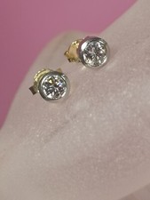 Puce D'oreilles Or 14 Carats