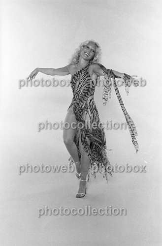 Sylvie vartan exclusive - -,