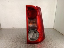 Feu arriere principal droit