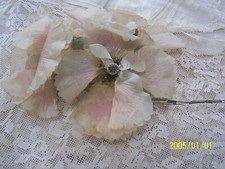 Ancienne fleur en soie. Coquelicot rose en dégradé.  Années 1930.   Réf n°466