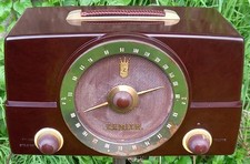 Ancienne Tsf / Radio zenith AM/FM Modèle H725 De 1951.
