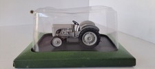 1/43 Hachette UH Tracteur
