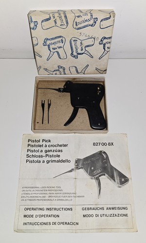 Pistolet crocheter - à,