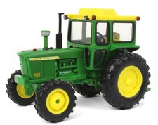 ERTL, JOHN DEERE 4020 avec