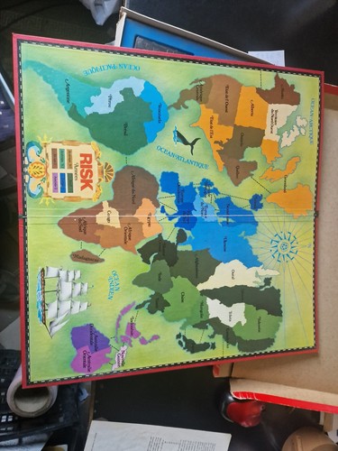 Plateau pour jeu risk - ,