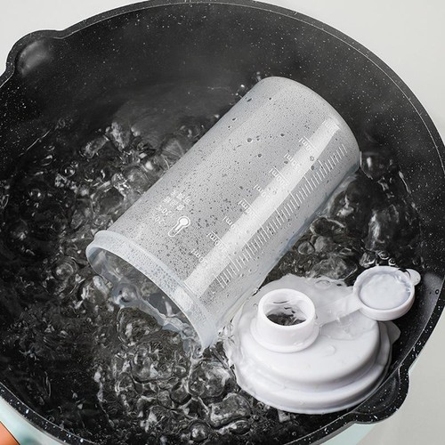 Bouteille jus avec bec - avec,