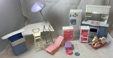 Lot de meubles Barbie So Real
