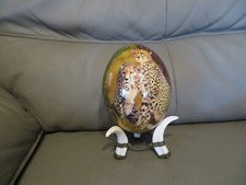 œuf d'autruche décoré