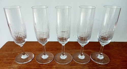 Flûtes champagne modèle - à,