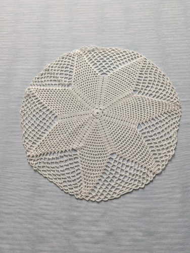 Napperon rond crochet - rond, fait