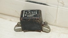 Régulateur de tension 12V