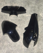 4 carénages ailes D et G garde boue coque adaptable 125cc Peugeot Vivacity noir