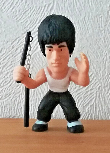 Bruce lee figurine nunchaku - lee,