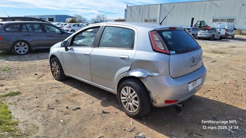 Aile avant droit fiat punto - fiat,