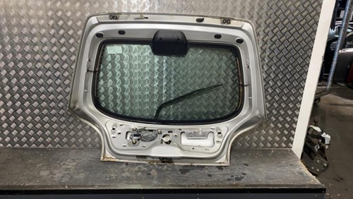 Malle hayon arriere mazda 121 - malle/hayon,